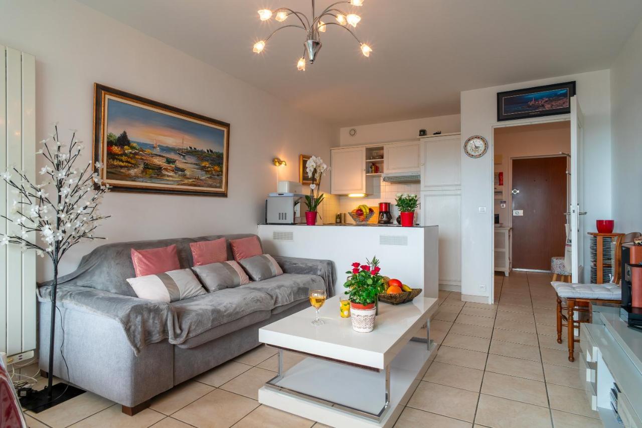 Appartement A 3 Etoiles Avec Vue Sur